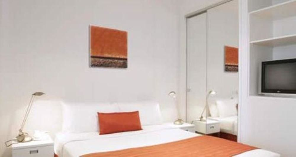 Milano Serviced Apartments Melbourne Exterior photo