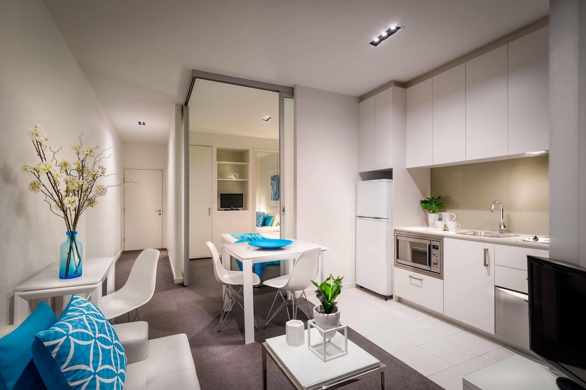Milano Serviced Apartments Melbourne Exterior photo